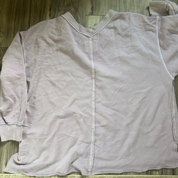 Aerie Oversized Vneck Lavender Smiley Face Sweatshirt Relaxed Size XL - Picture 2 of 8